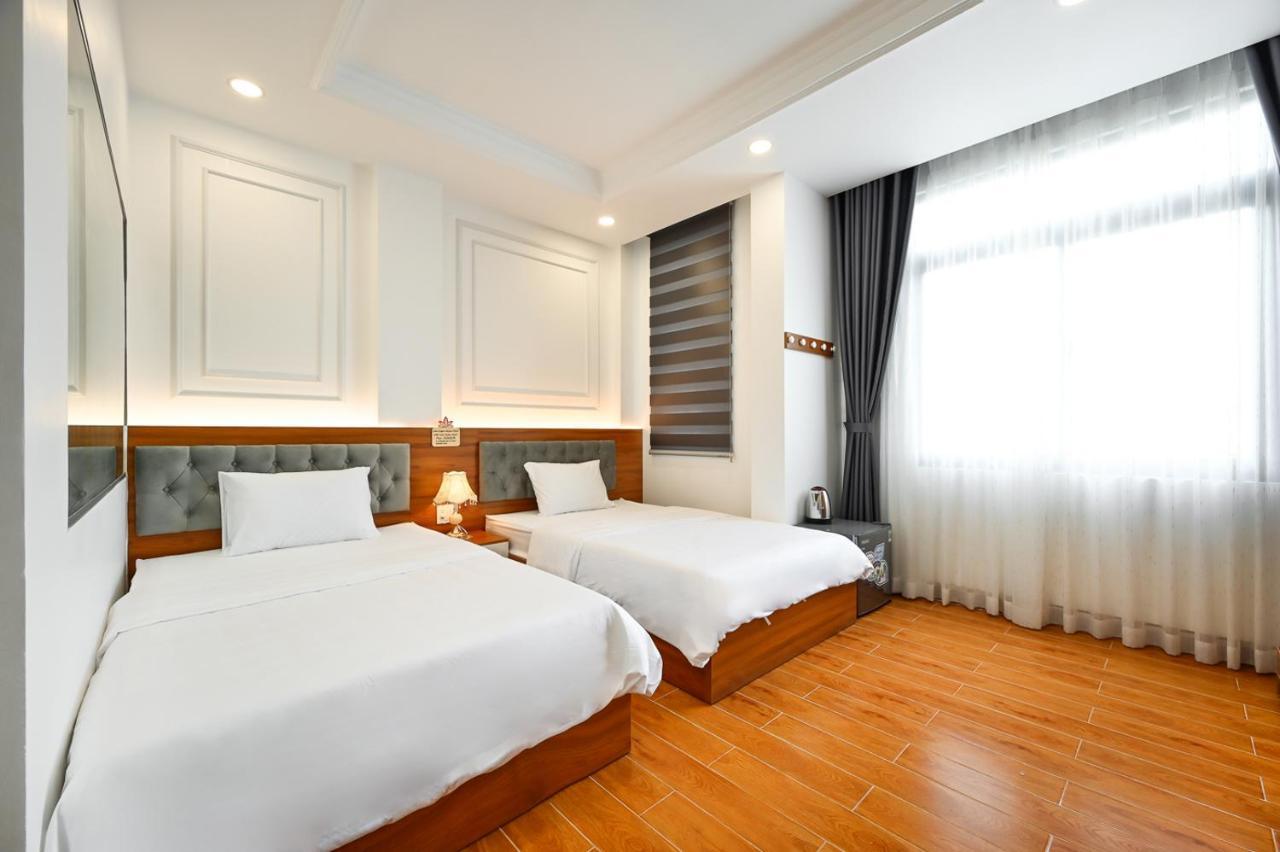 Lotus Airport Hotel Saigon Ho Chi Minh City Bagian luar foto