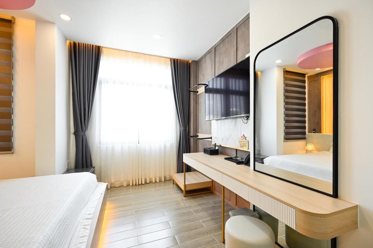 Lotus Airport Hotel Saigon Ho Chi Minh City Bagian luar foto